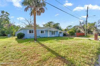 8988 CASTLE Boulevard, Jacksonville, FL 32208