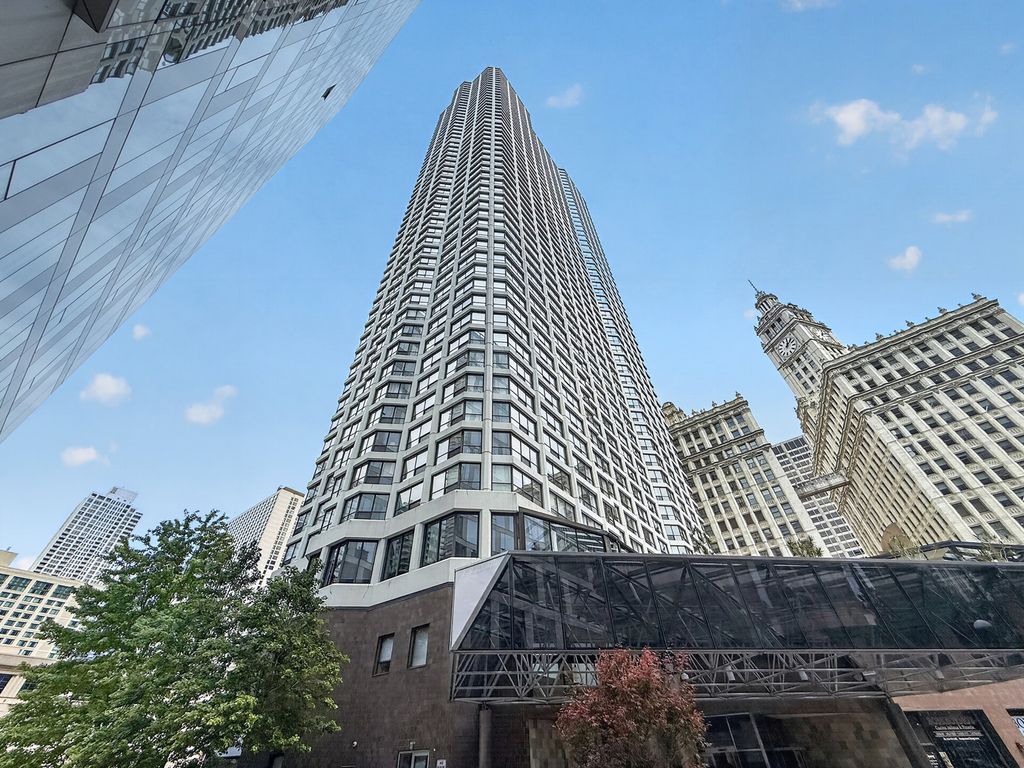 405 N WABASH Avenue 1801, Chicago, IL 60611