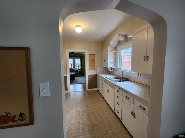 3115 Bellemeade Avenue, Evansville, IN 47714