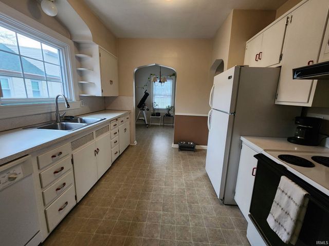 3115 Bellemeade Avenue, Evansville, IN 47714