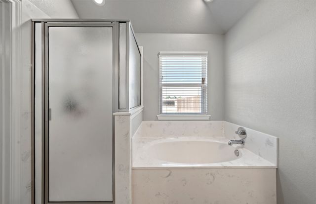 429 Travis Drive, Mcgregor, TX 76657