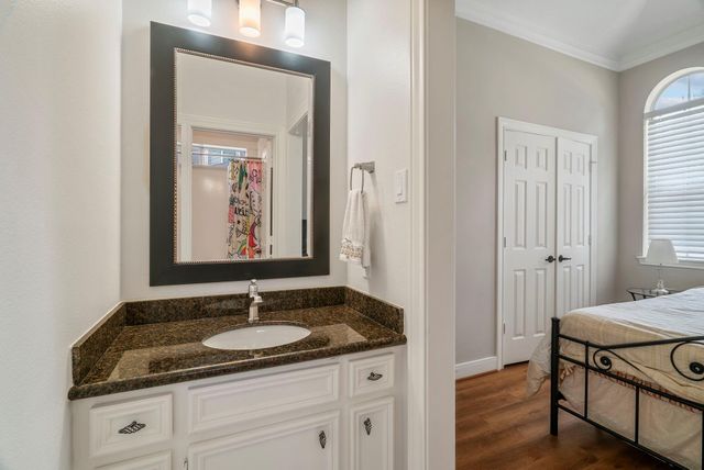 13702 Sandpebble Chase, Houston, TX 77077