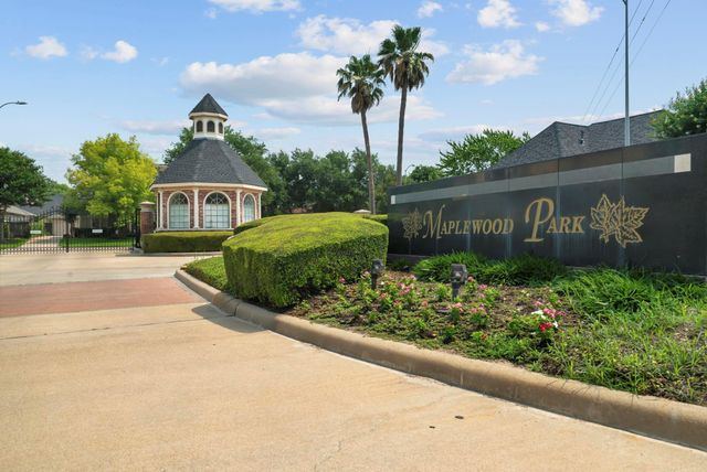 13702 Sandpebble Chase, Houston, TX 77077