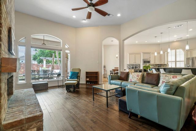 13702 Sandpebble Chase, Houston, TX 77077
