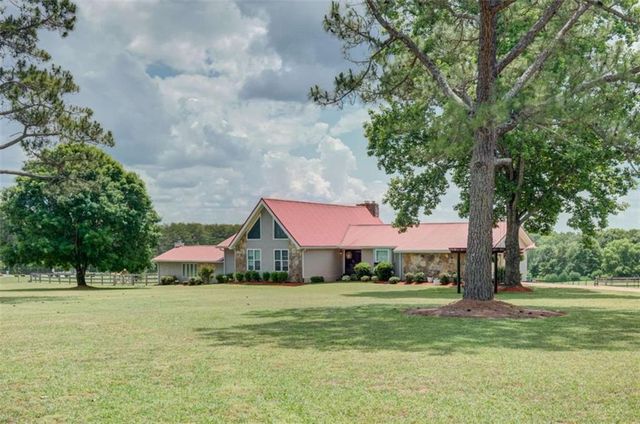 335 Old Farm Road, Fayetteville, GA 30215