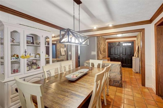 335 Old Farm Road, Fayetteville, GA 30215