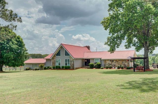 335 Old Farm Road, Fayetteville, GA 30215