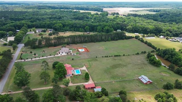 335 Old Farm Road, Fayetteville, GA 30215