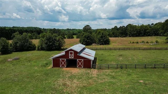 335 Old Farm Road, Fayetteville, GA 30215