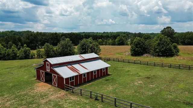 335 Old Farm Road, Fayetteville, GA 30215