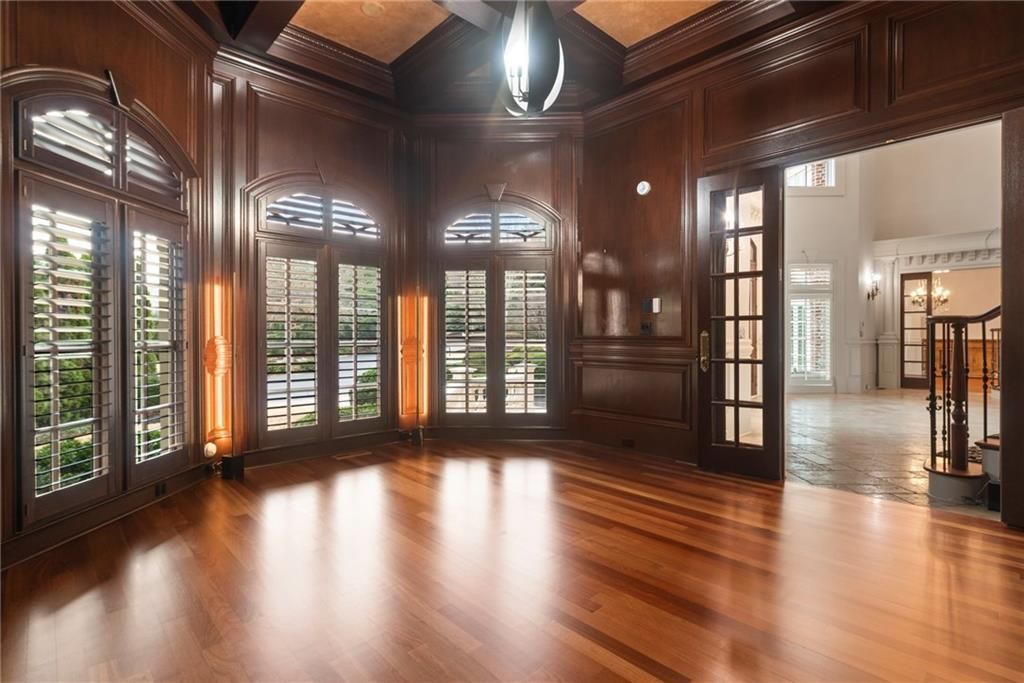 Image 15 of property listing at 1210 Troon Court, Alpharetta, GA 30005