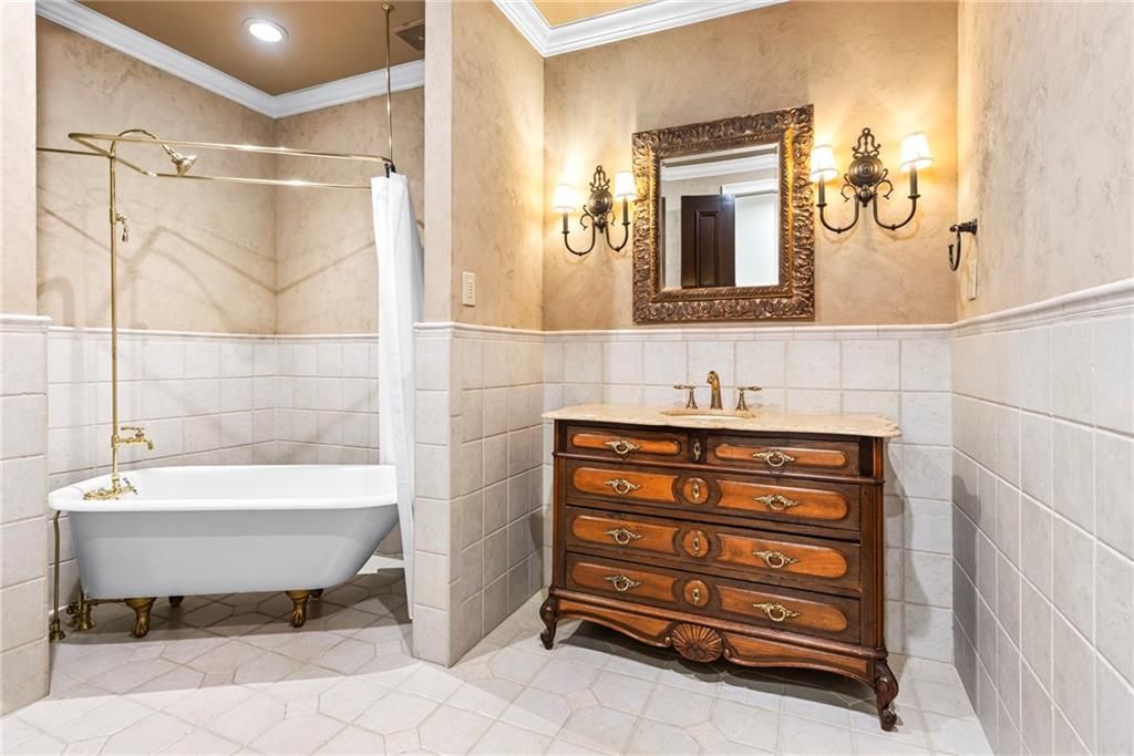 Image 60 of property listing at 1210 Troon Court, Alpharetta, GA 30005
