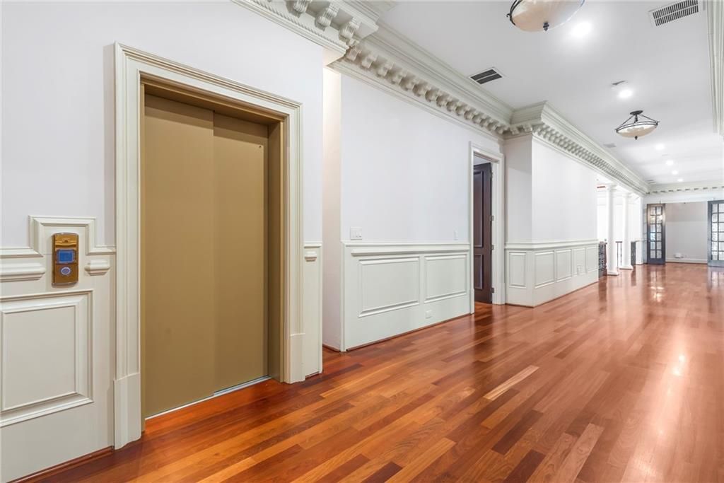Image 77 of property listing at 1210 Troon Court, Alpharetta, GA 30005