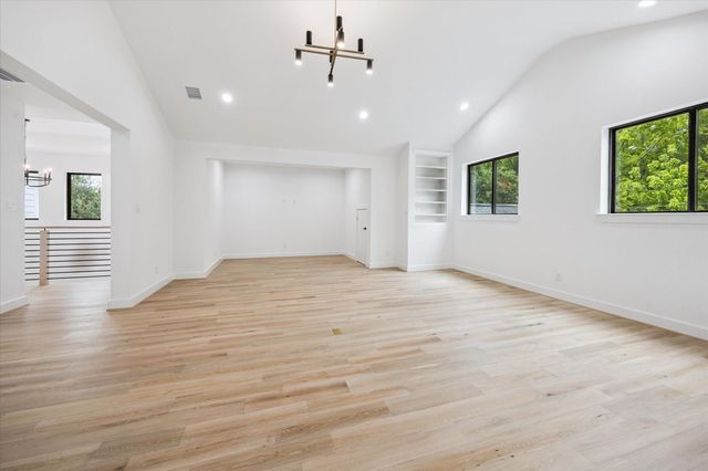 1201 Confederate Road, Houston, TX 77055