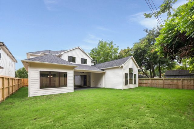 1201 Confederate Road, Houston, TX 77055