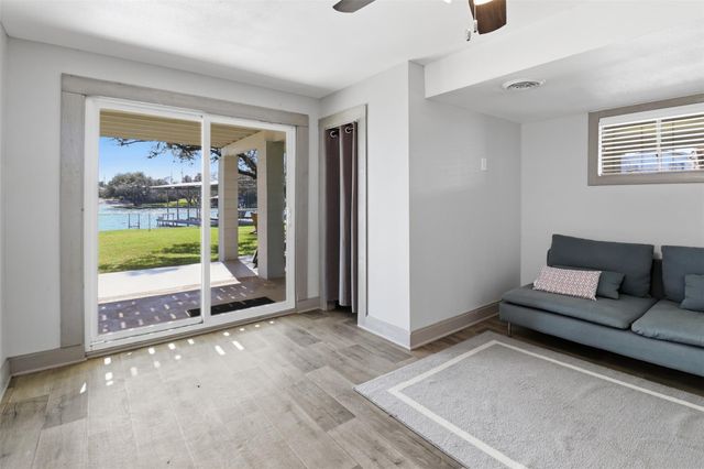 504 Cedarhill DR, Granite Shoals, TX 78654