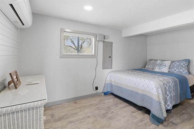 504 Cedarhill DR, Granite Shoals, TX 78654