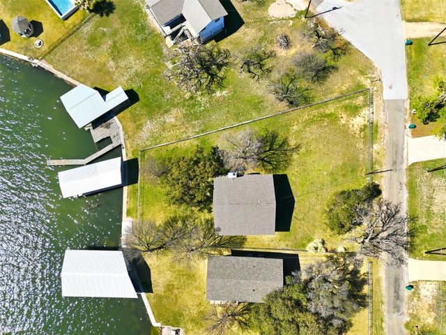 504 Cedarhill DR, Granite Shoals, TX 78654