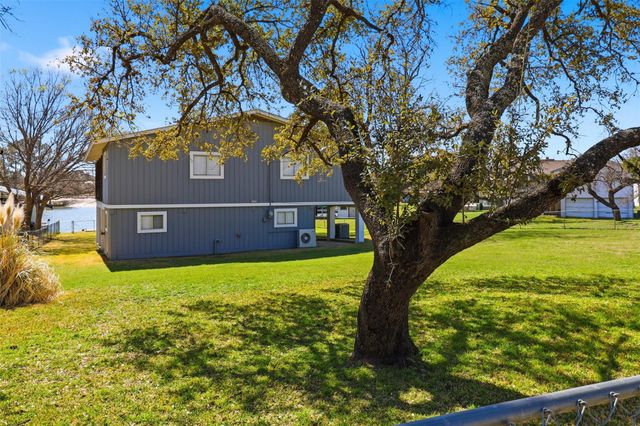 504 Cedarhill DR, Granite Shoals, TX 78654