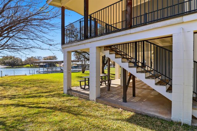 504 Cedarhill DR, Granite Shoals, TX 78654