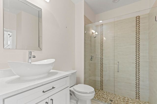 8280 Woodsmuir Drive, Palm Beach Gardens, FL 33412