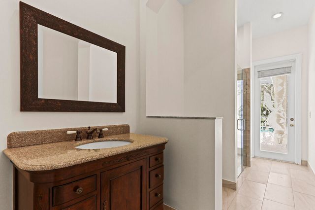 8280 Woodsmuir Drive, Palm Beach Gardens, FL 33412