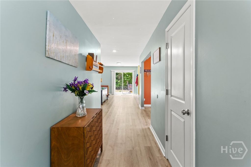 Image 3 of property listing at 31 Blackberry Circle, Guyton, GA 31312