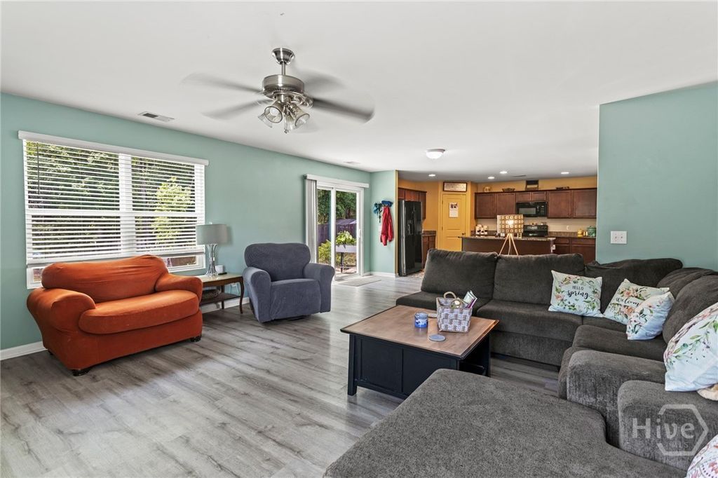 Image 9 of property listing at 31 Blackberry Circle, Guyton, GA 31312