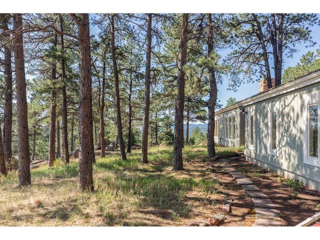 2790 Lee Hill Dr, Boulder, CO 80302