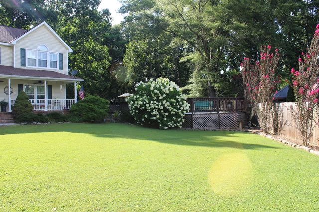 170 Hillwood Dr, Estill Springs, TN 37330
