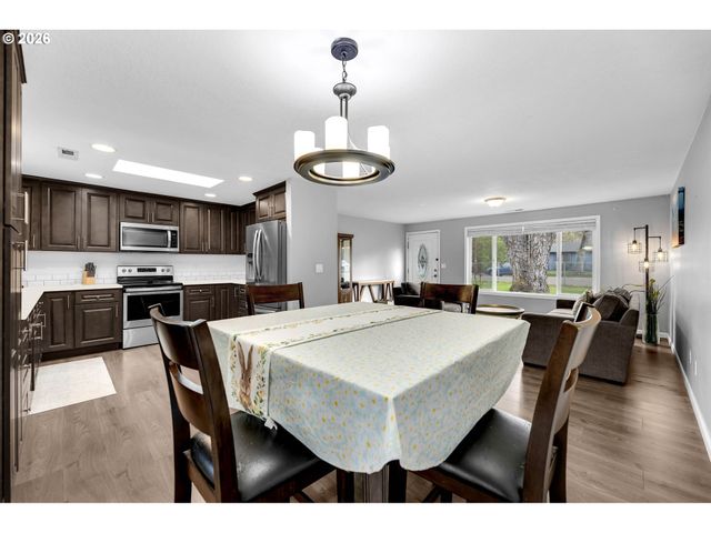 1535 Sw 201ST Ave, Beaverton, OR 97003