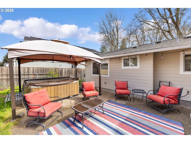 1535 Sw 201ST Ave, Beaverton, OR 97003