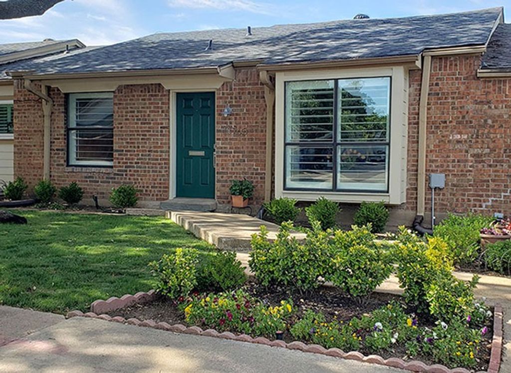 13765 Brookgreen Circle, Dallas, TX 75240