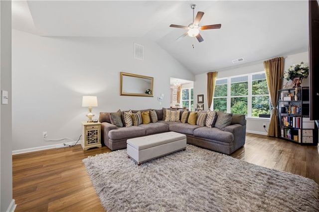 70 Goldmine Road, Grantville, GA 30220