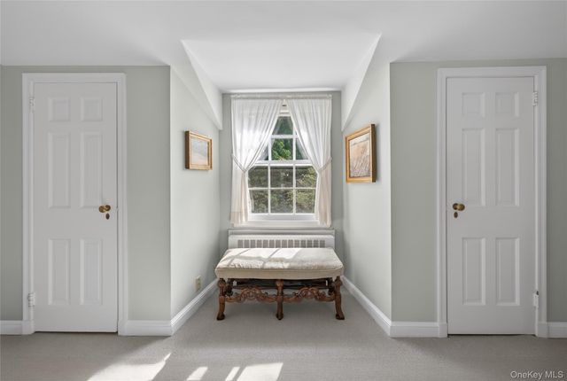 33 Oliphant Avenue, Dobbs Ferry, NY 10522