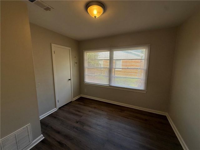 3056 Pleasant Valley Road, Mobile, AL 36606
