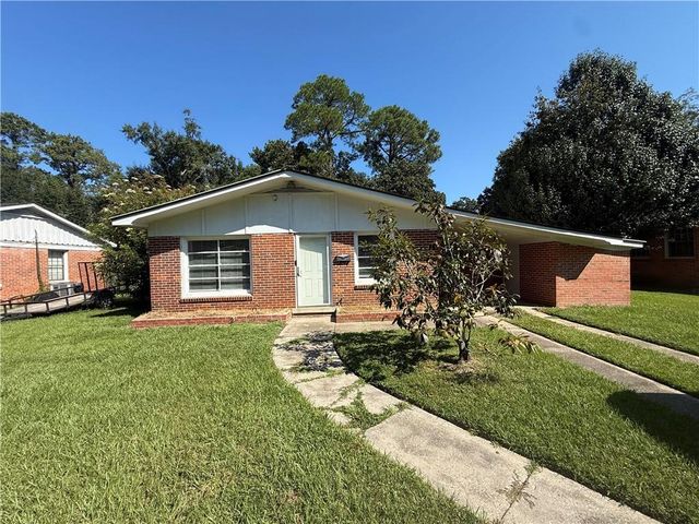 3056 Pleasant Valley Road, Mobile, AL 36606