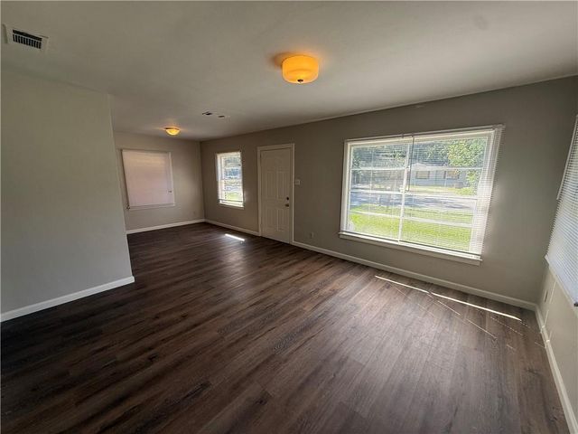 3056 Pleasant Valley Road, Mobile, AL 36606