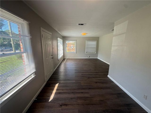 3056 Pleasant Valley Road, Mobile, AL 36606