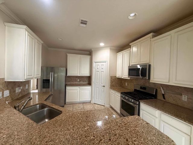 19806 Amber Village Lane, Richmond, TX 77407