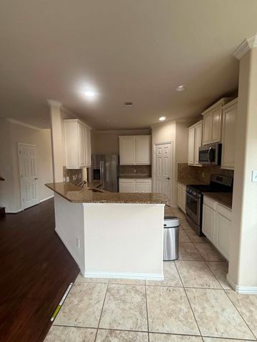 19806 Amber Village Lane, Richmond, TX 77407