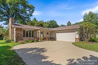2495 Holtman Drive Ne, Plainfield Twp, MI 49525