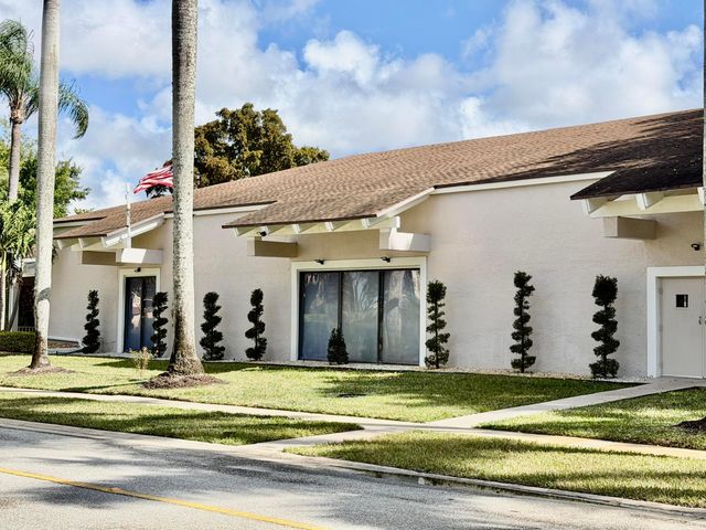 14671 Bonaire Boulevard 604, Delray Beach, FL 33446