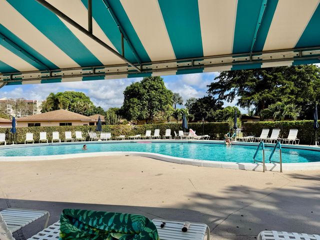 14671 Bonaire Boulevard 604, Delray Beach, FL 33446