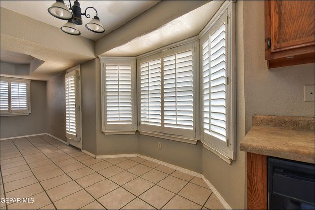 512 FORTENBERRY Place, El Paso, TX 79928