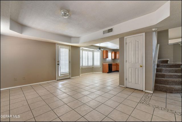 512 FORTENBERRY Place, El Paso, TX 79928