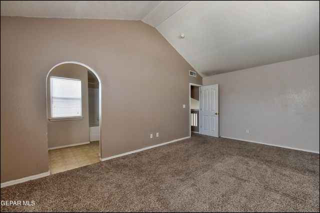 512 FORTENBERRY Place, El Paso, TX 79928