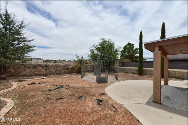 512 FORTENBERRY Place, El Paso, TX 79928