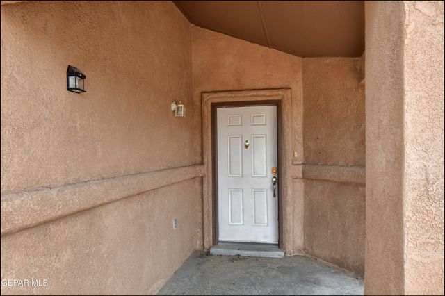 512 FORTENBERRY Place, El Paso, TX 79928