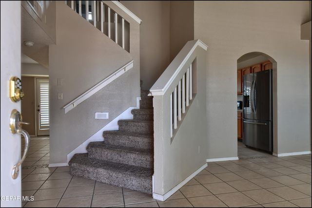 512 FORTENBERRY Place, El Paso, TX 79928